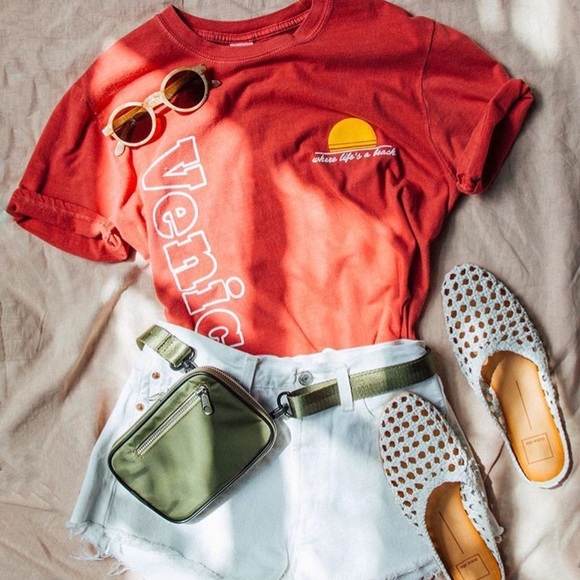 Mini Summer Mystery Box!!☀️🌻 - Picture 7 of 8